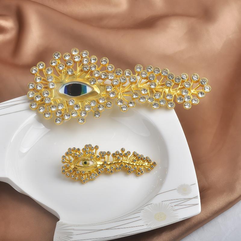 Women Formal Wear For Meeting - Minimalist Rhinestone Eye-Shaped Brooch for Women